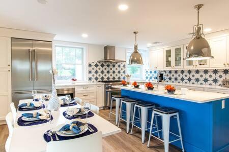 Luxurious Updated Waterfront Home Falmouth Luaran gambar